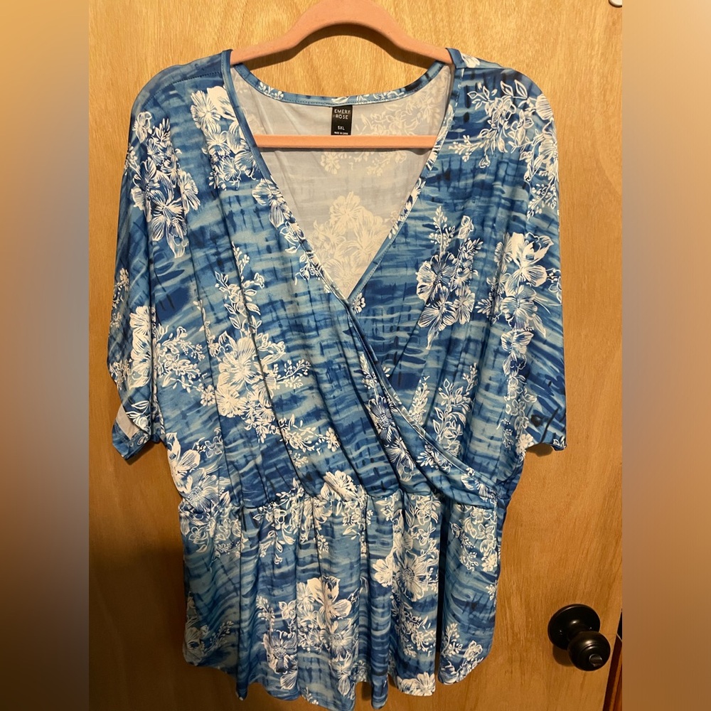 COPY - (NWOT) Emery Rose Faux Wrap Floral Babydoll Top 5x